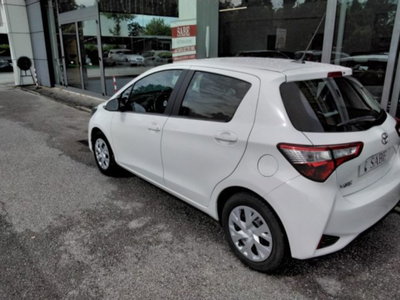 Toyota Yaris 1.0 72 CV 5 porte Active (10)