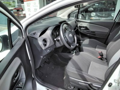 Toyota Yaris 1.0 72 CV 5 porte Active (16)