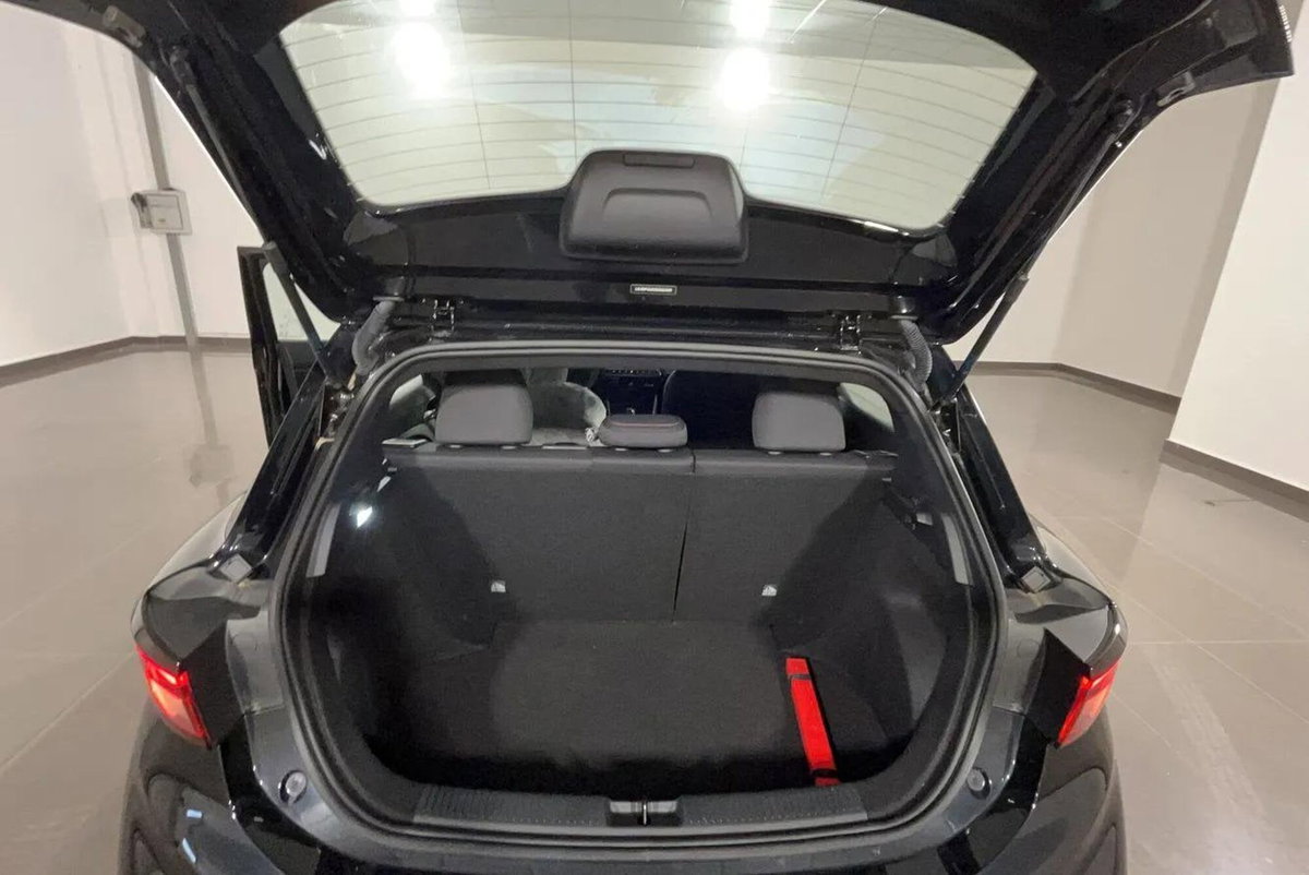 Mg MG3 1.5 Standard (12)