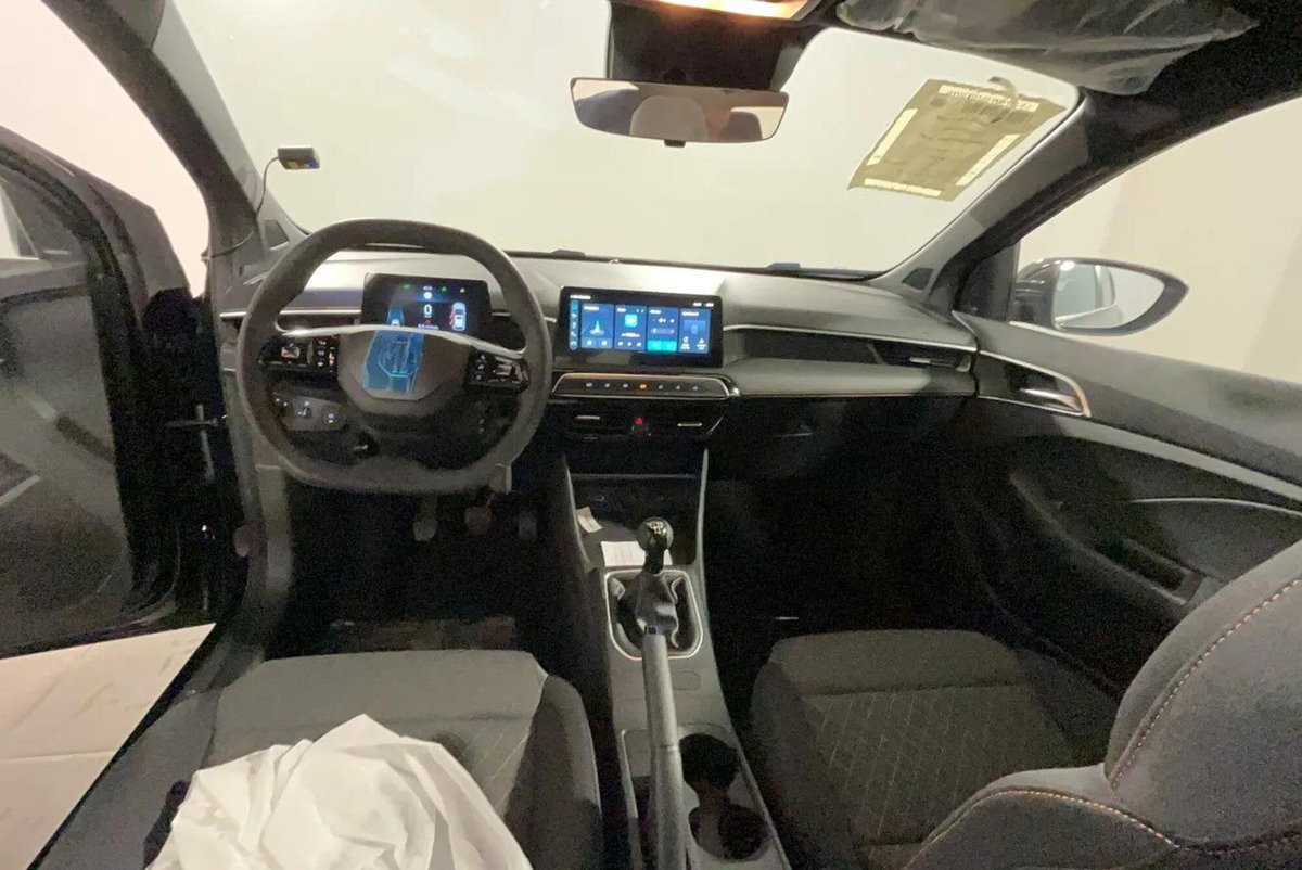 Mg MG3 1.5 Standard (7)