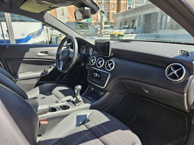Mercedes-Benz Classe A 180 CDI BlueEFFICIENCY Automatic Executive (11)