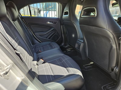 Mercedes-Benz Classe A 180 CDI BlueEFFICIENCY Automatic Executive (13)