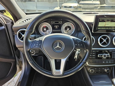 Mercedes-Benz Classe A 180 CDI BlueEFFICIENCY Automatic Executive (14)