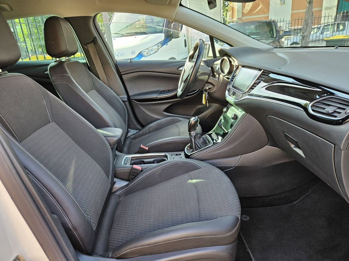 Opel Astra 1.6 CDTi 110CV Start&Stop 5 porte Innovation (11)