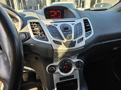 Ford Fiesta 1.6 TDCi 95 CV 5p. Titanium (11)