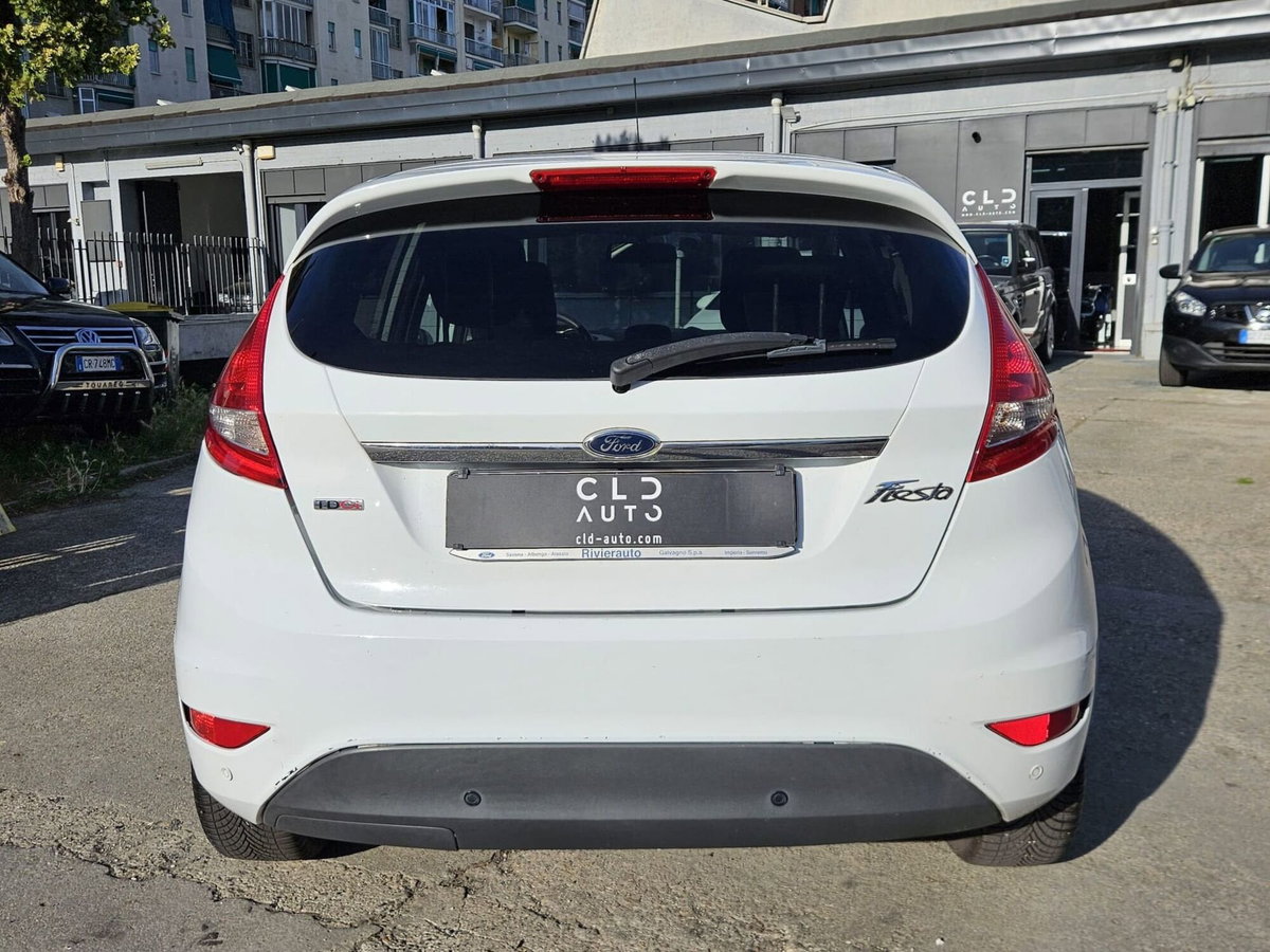 Ford Fiesta 1.6 TDCi 95 CV 5p. Titanium (4)
