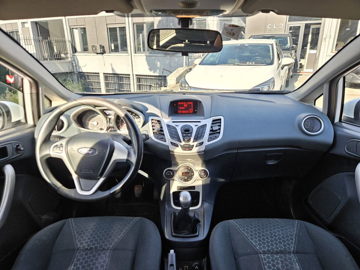 Ford Fiesta 1.6 TDCi 95 CV 5p. Titanium (7)