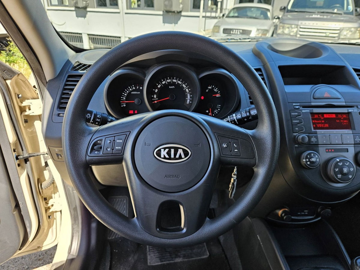 Kia Soul 1.6 CVVT Cool (14)