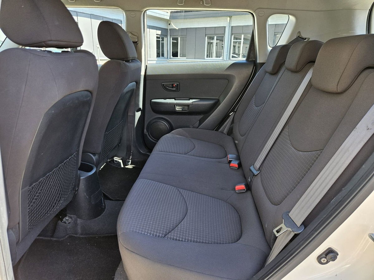 Kia Soul 1.6 CVVT Cool (9)