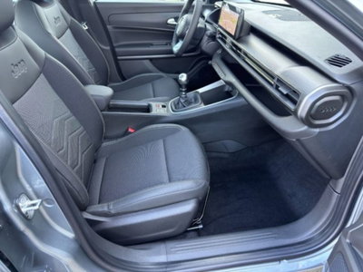 Jeep Avenger 1.2 turbo Altitude fwd 100cv (11)