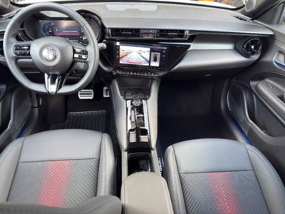 Alfa Romeo Junior 1.2 ibrida Ti 145cv edct6 (8)