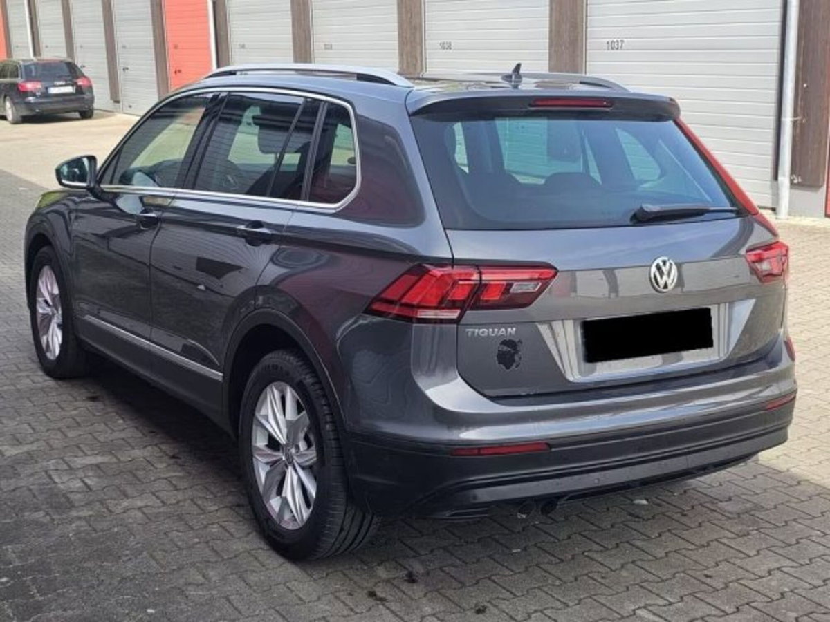 Volkswagen Tiguan 2.0 tdi Edition 20 150cv dsg (6)