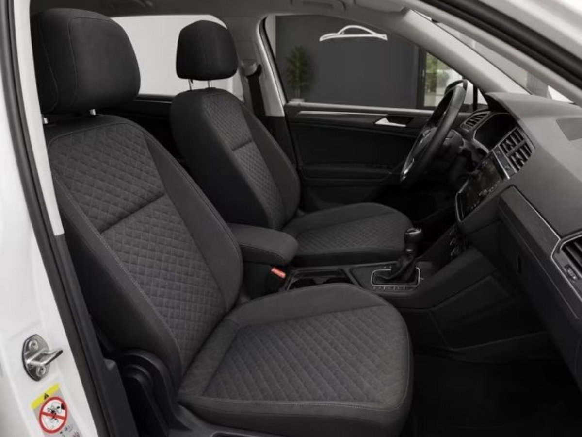Volkswagen Tiguan 2.0 tdi R-Line 150cv dsg (11)