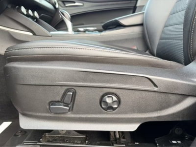Alfa Romeo Stelvio Stelvio 2.0 Turbo 200 CV AT8 Q4 Super Business (13)