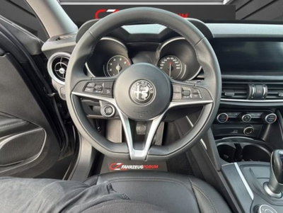 Alfa Romeo Stelvio Stelvio 2.0 Turbo 200 CV AT8 Q4 Super Business (14)