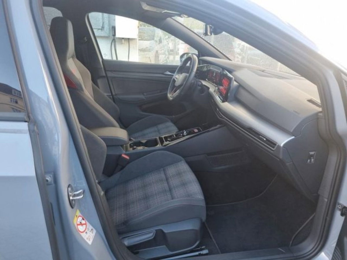 Volkswagen Golf 2.0 TSI GTI DSG (12)