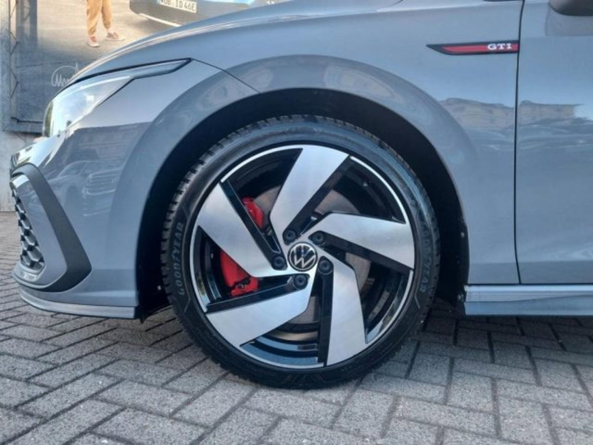 Volkswagen Golf 2.0 TSI GTI DSG (7)