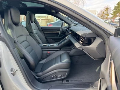 Porsche Taycan Taycan (11)
