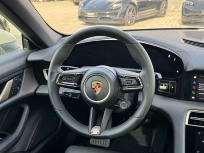 Porsche Taycan Taycan (14)