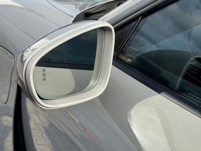 Porsche Taycan Taycan (18)