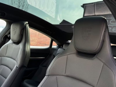 Porsche Taycan Taycan (19)