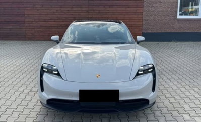 Porsche Taycan Taycan (2)