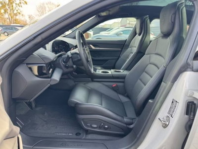 Porsche Taycan Taycan (9)