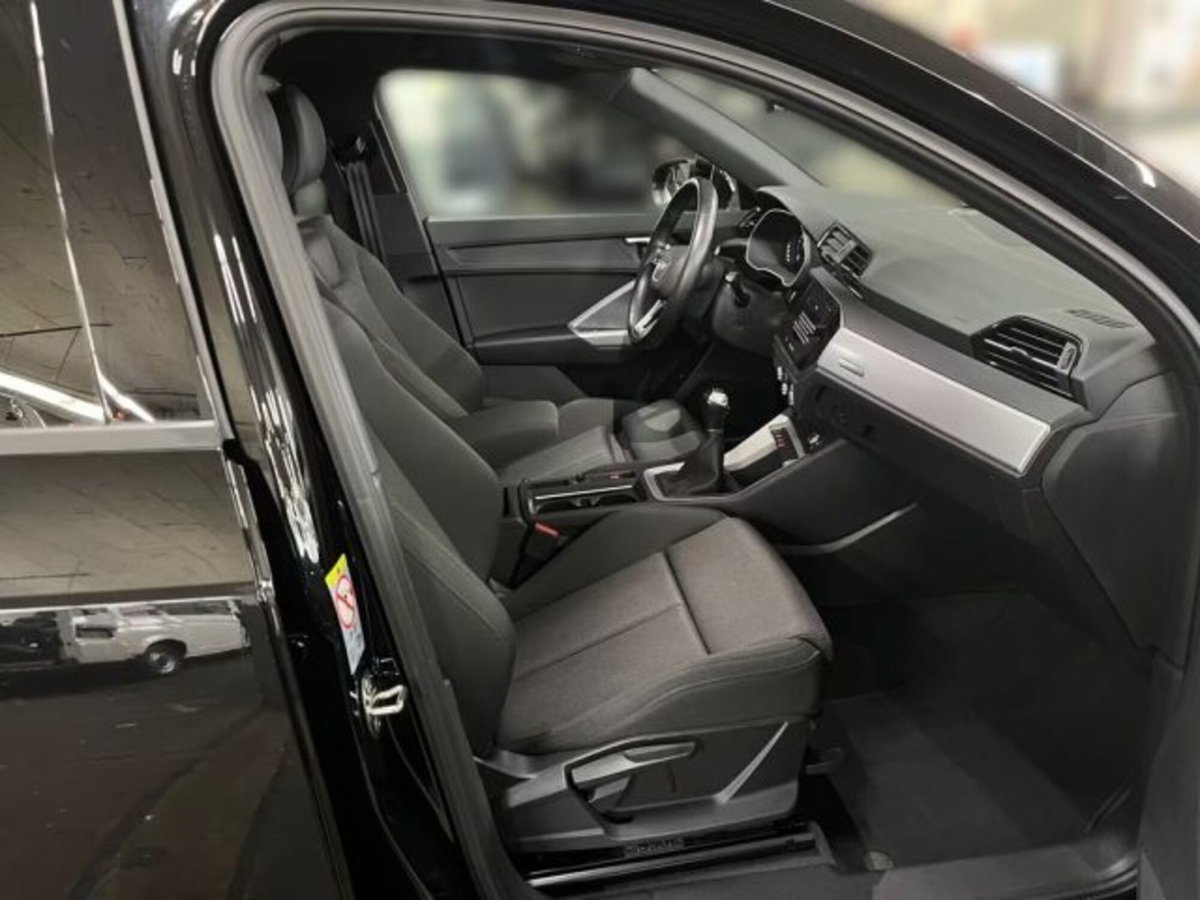 Audi Q3 35 TFSI Business Advanced (12)
