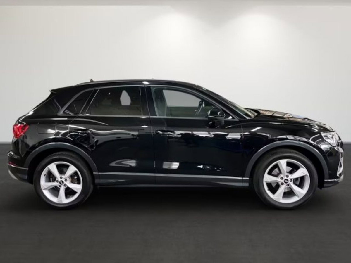 Audi Q3 35 TFSI Business Advanced (5)