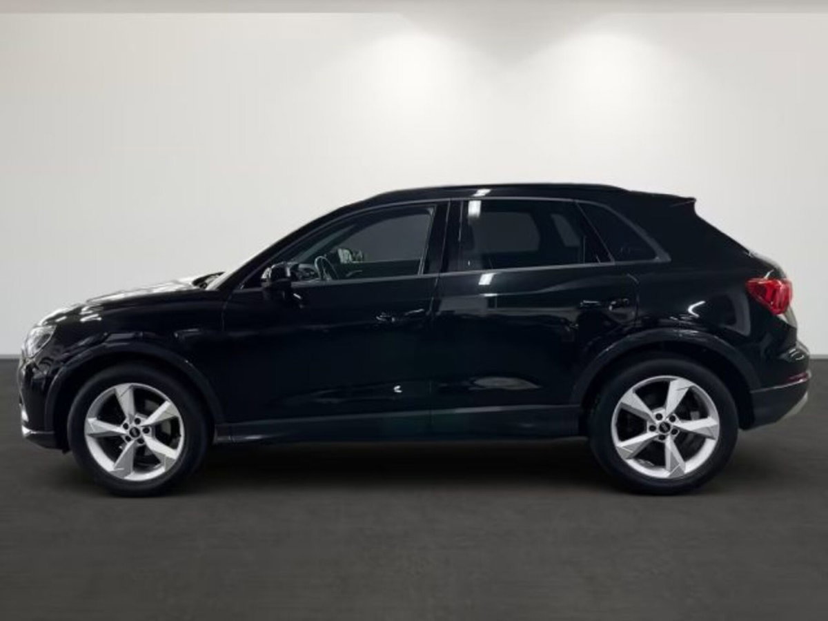 Audi Q3 35 TFSI Business Advanced (6)
