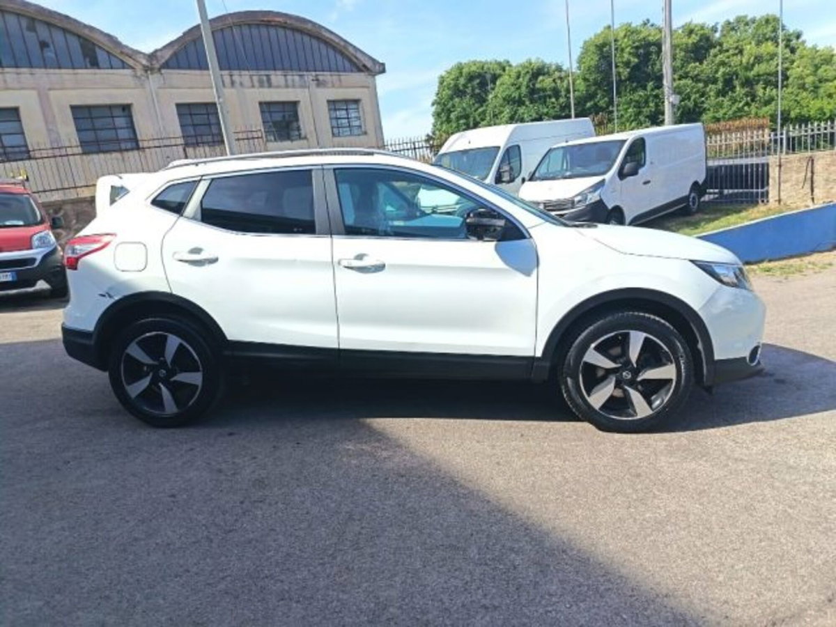 Nissan Qashqai 1.5 dCi Tekna (5)