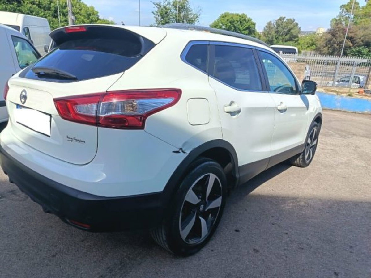 Nissan Qashqai 1.5 dCi Tekna (6)