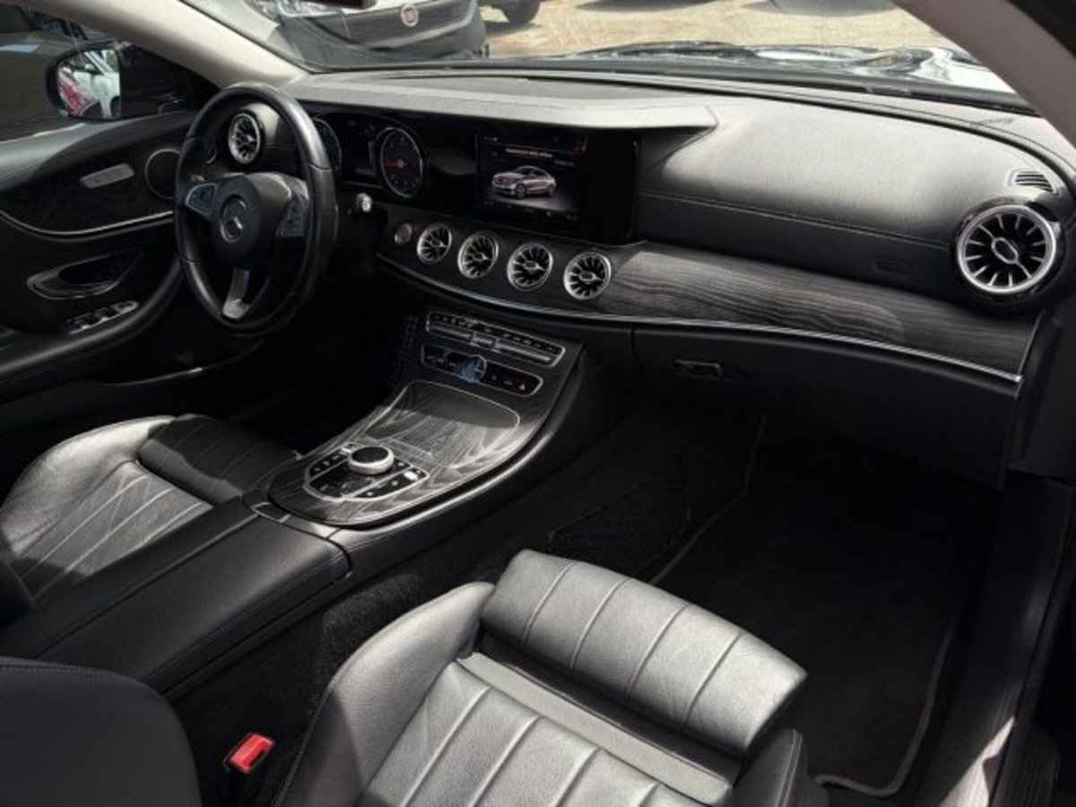 Mercedes-Benz Classe E Coupé 220 d 4Matic Business Sport (13)