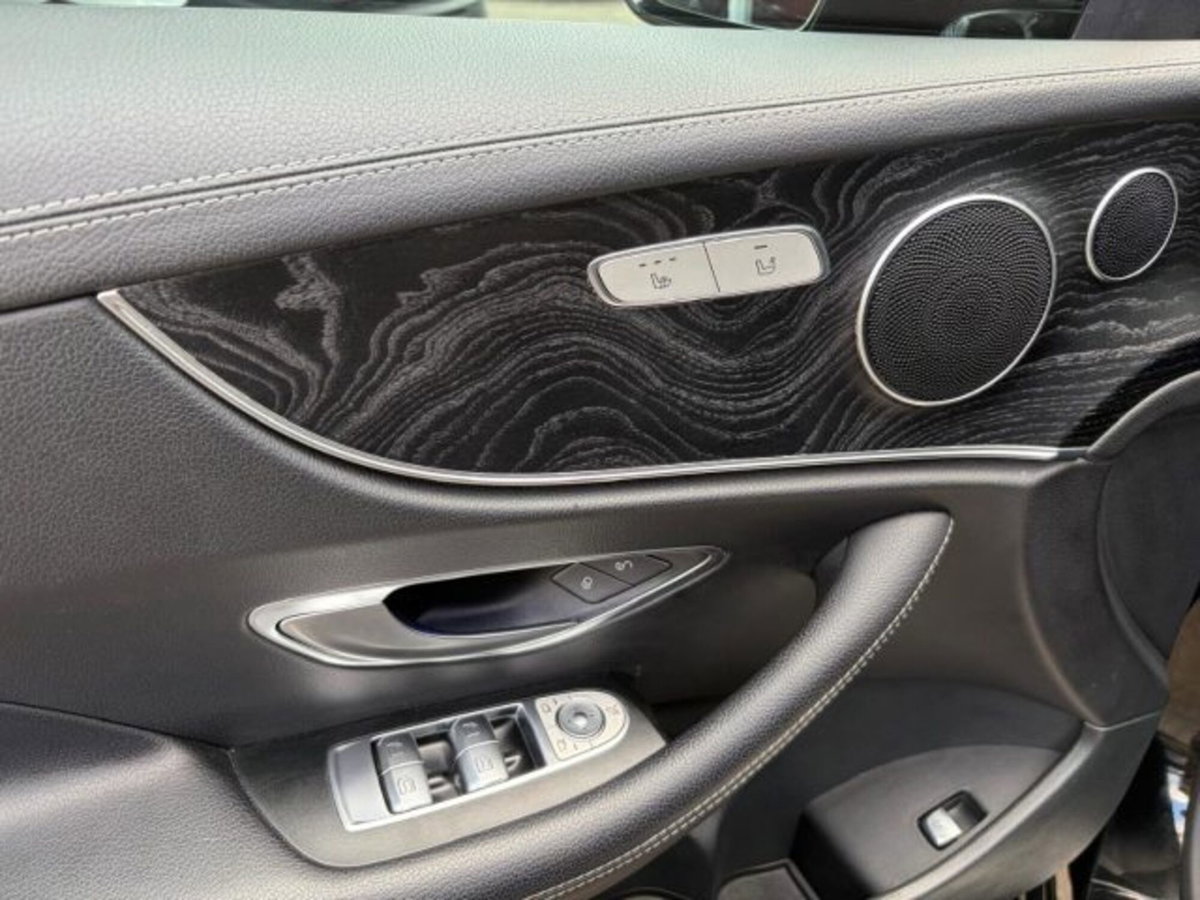 Mercedes-Benz Classe E Coupé 220 d 4Matic Business Sport (16)