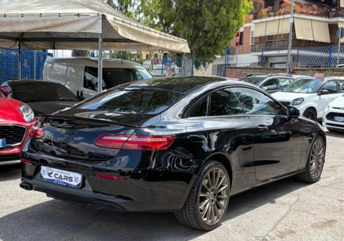 Mercedes-Benz Classe E Coupé 220 d 4Matic Business Sport (4)