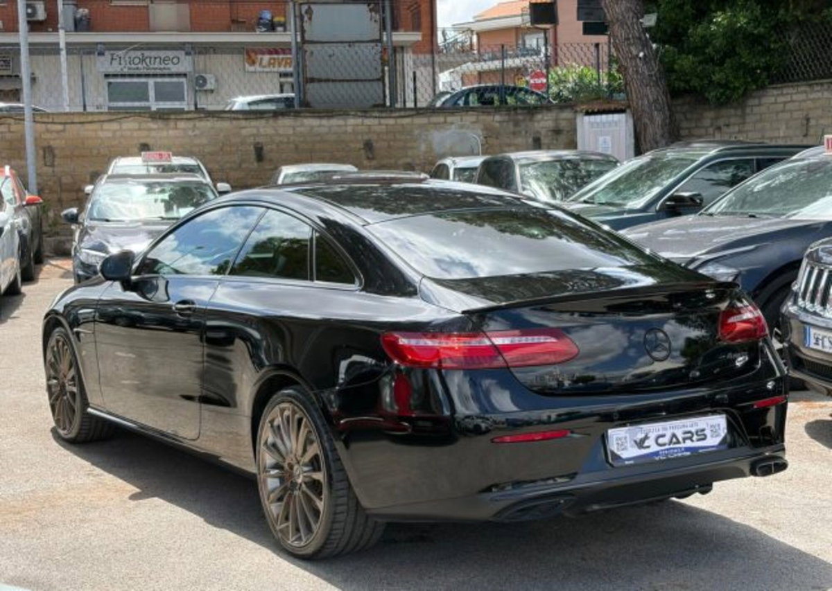 Mercedes-Benz Classe E Coupé 220 d 4Matic Business Sport (6)