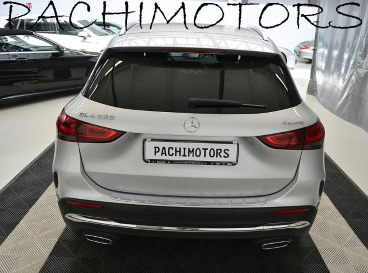 Mercedes-Benz GLA SUV 250 Automatic 4Matic Premium (19)