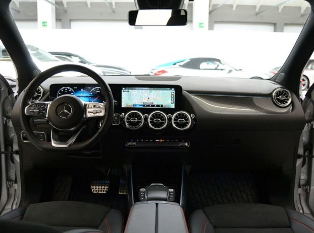 Mercedes-Benz GLA SUV 250 Automatic 4Matic Premium (6)