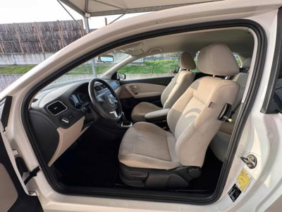 Volkswagen Polo 1.2 TSI DSG 3 porte Highline (10)