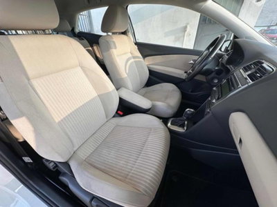 Volkswagen Polo 1.2 TSI DSG 3 porte Highline (11)