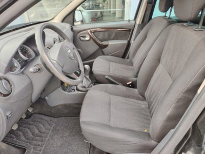 Dacia Duster 1.6 110CV 4x2 GPL Lauréate (13)