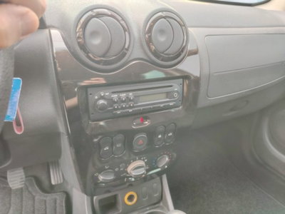 Dacia Duster 1.6 110CV 4x2 GPL Lauréate (7)