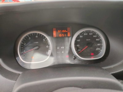 Dacia Duster 1.6 110CV 4x2 GPL Lauréate (9)