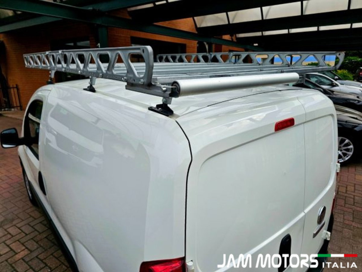 Fiat Fiorino combi N1 1.3 mjt 95cv Adventure (7)