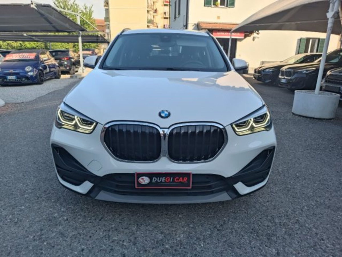 BMW X1 xDrive25e Business Advantage (2)
