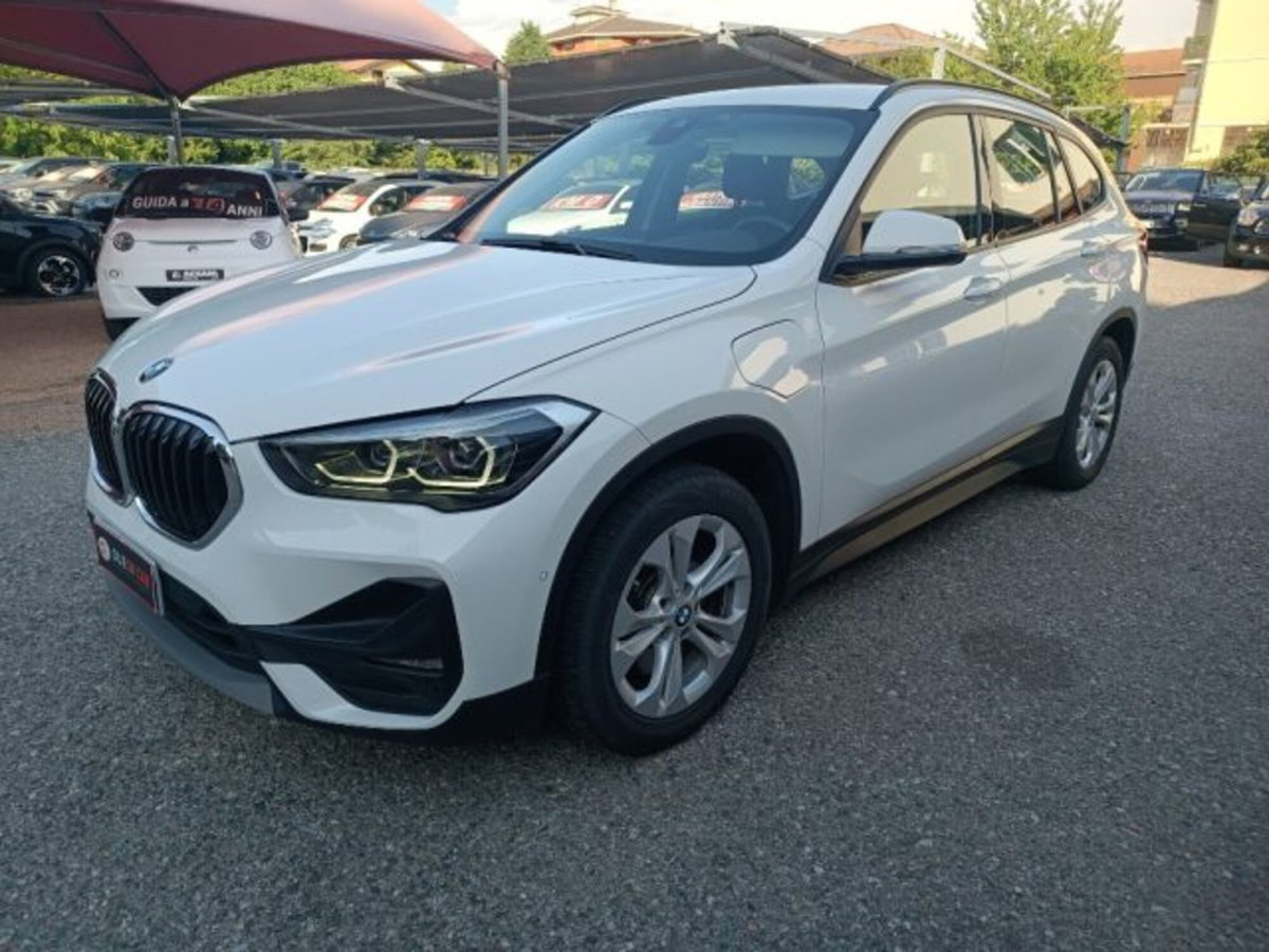BMW X1 xDrive25e Business Advantage (3)