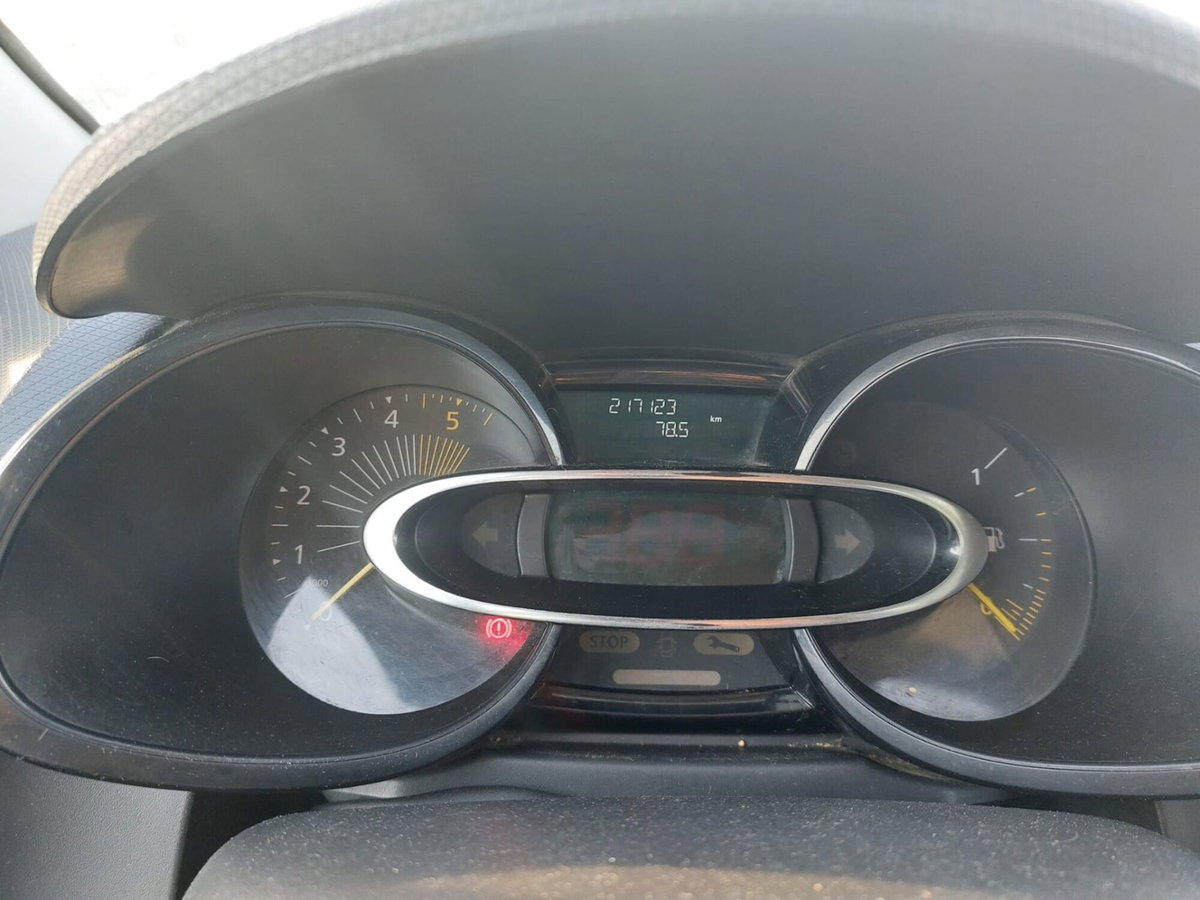 Renault Clio dCi 8V 75 CV Start&Stop 5 porte Energy Duel (15)