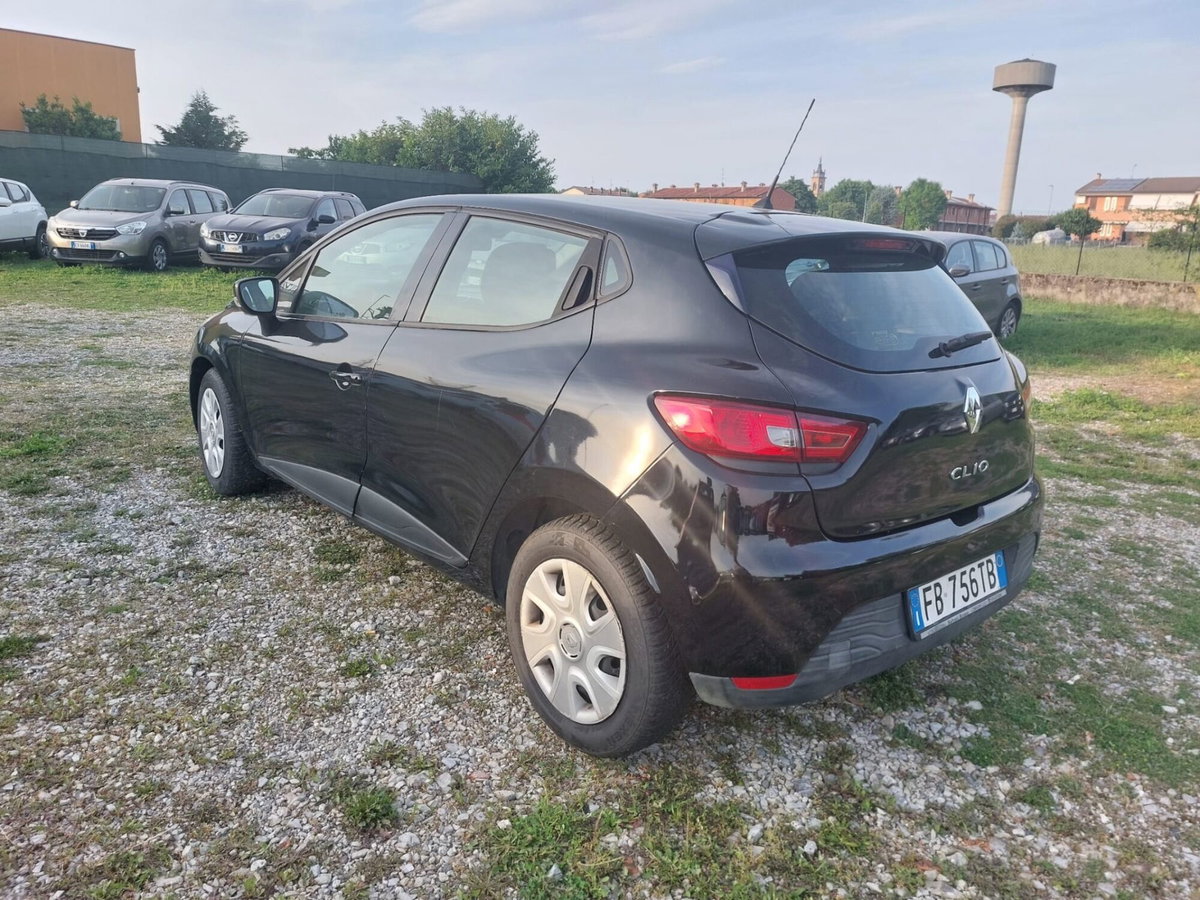 Renault Clio dCi 8V 75 CV Start&Stop 5 porte Energy Duel (4)