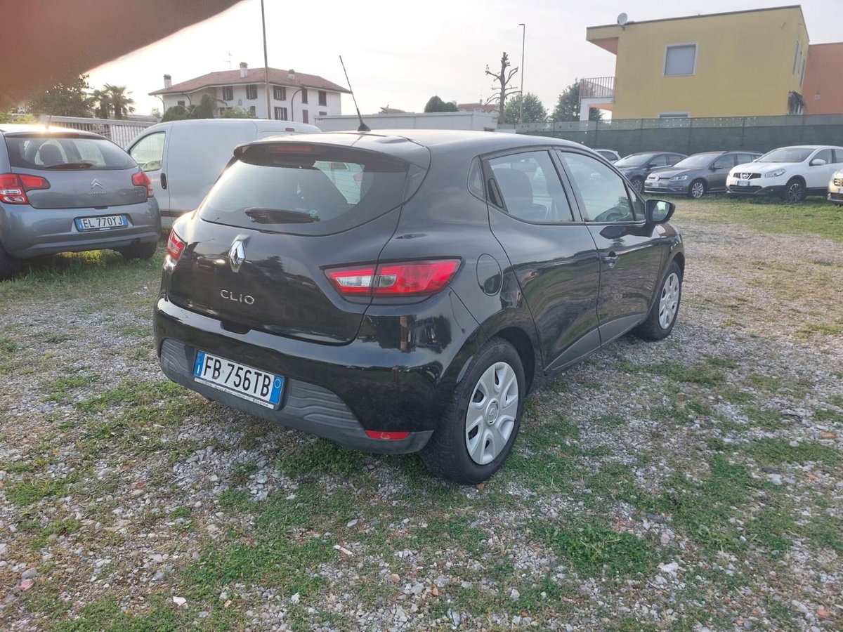 Renault Clio dCi 8V 75 CV Start&Stop 5 porte Energy Duel (5)