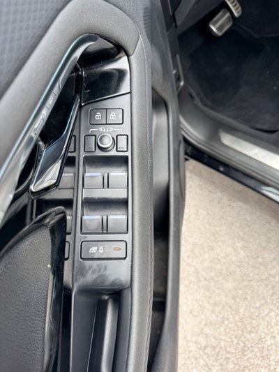 Land Rover Range Rover Evoque 2.0D I4 163 CV AWD Auto R-Dynamic (16)
